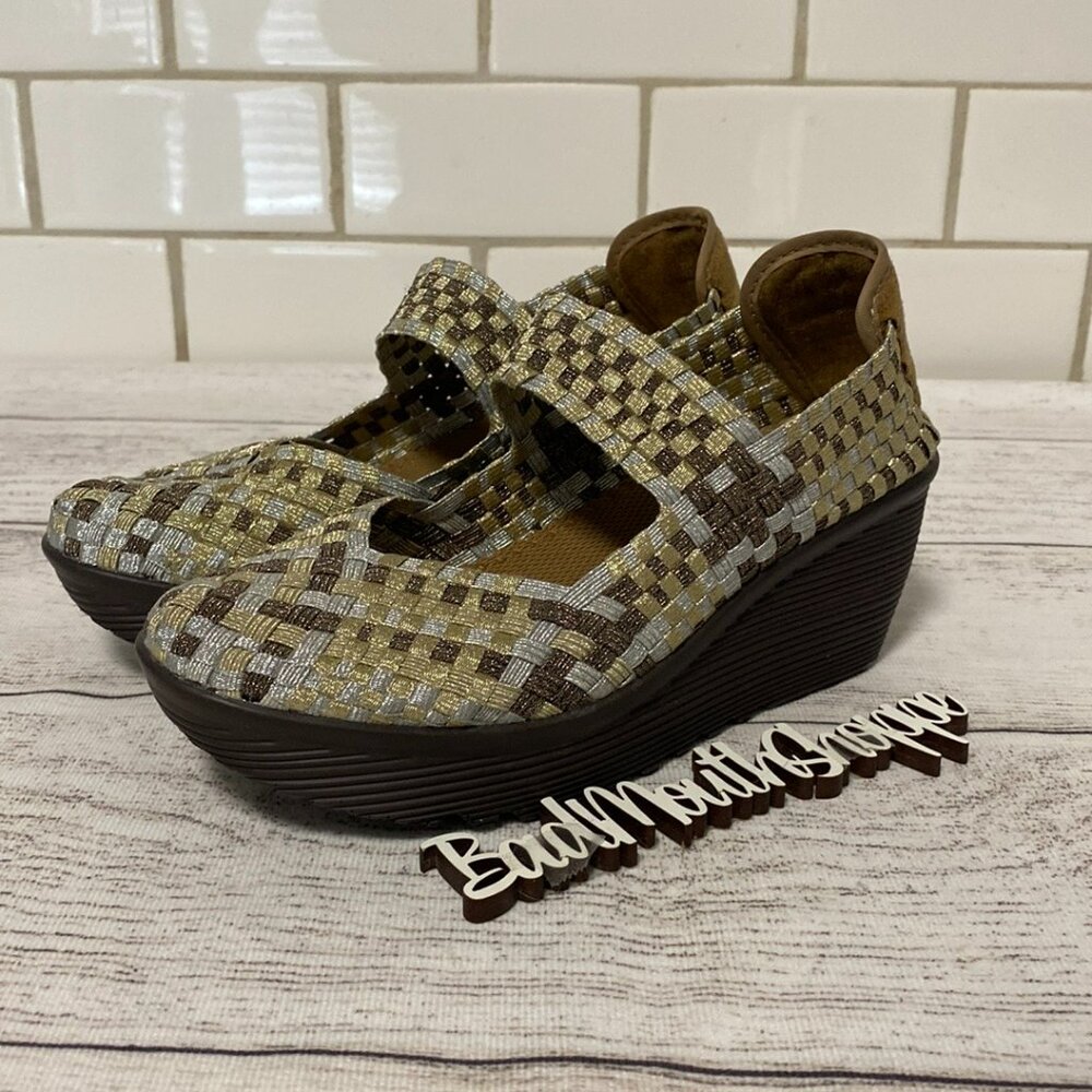 Unbranded Elastic Slip On Platform Mary Jane Shoes in Gold and Silver